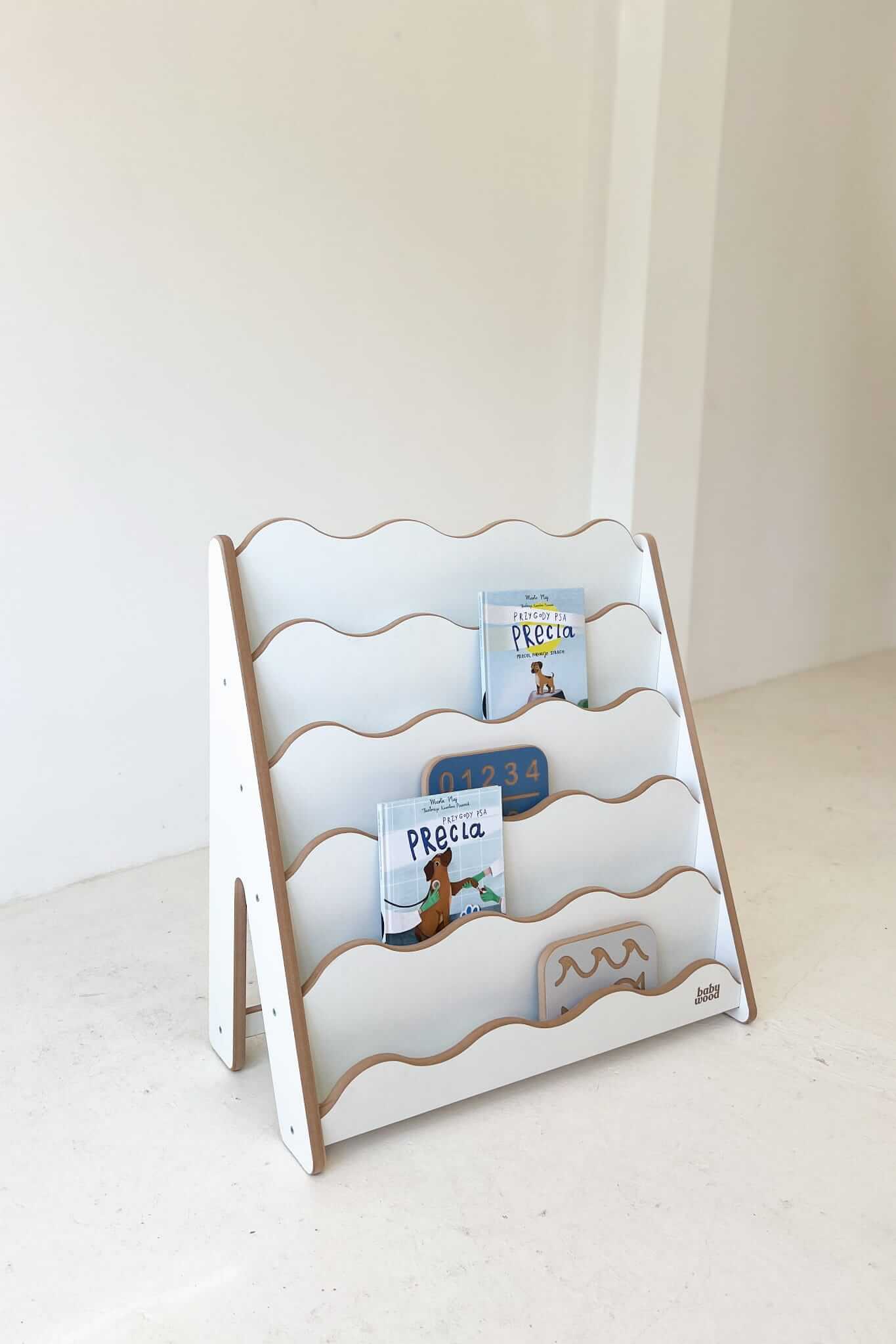 Bücherregal "WAVE" aus Holz, versch. Größen