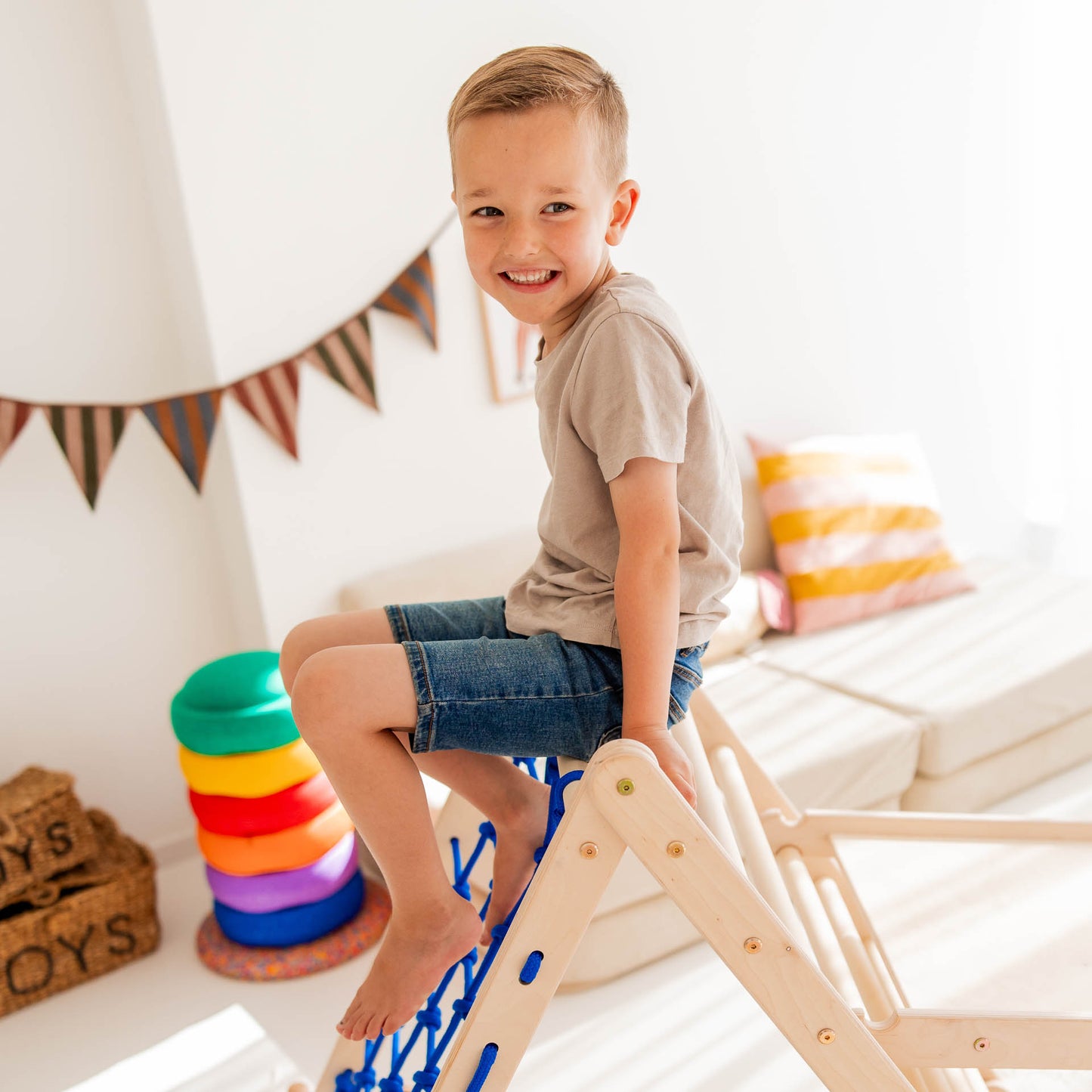Lion climbing set - climbing triangle, chicken ladder & arch