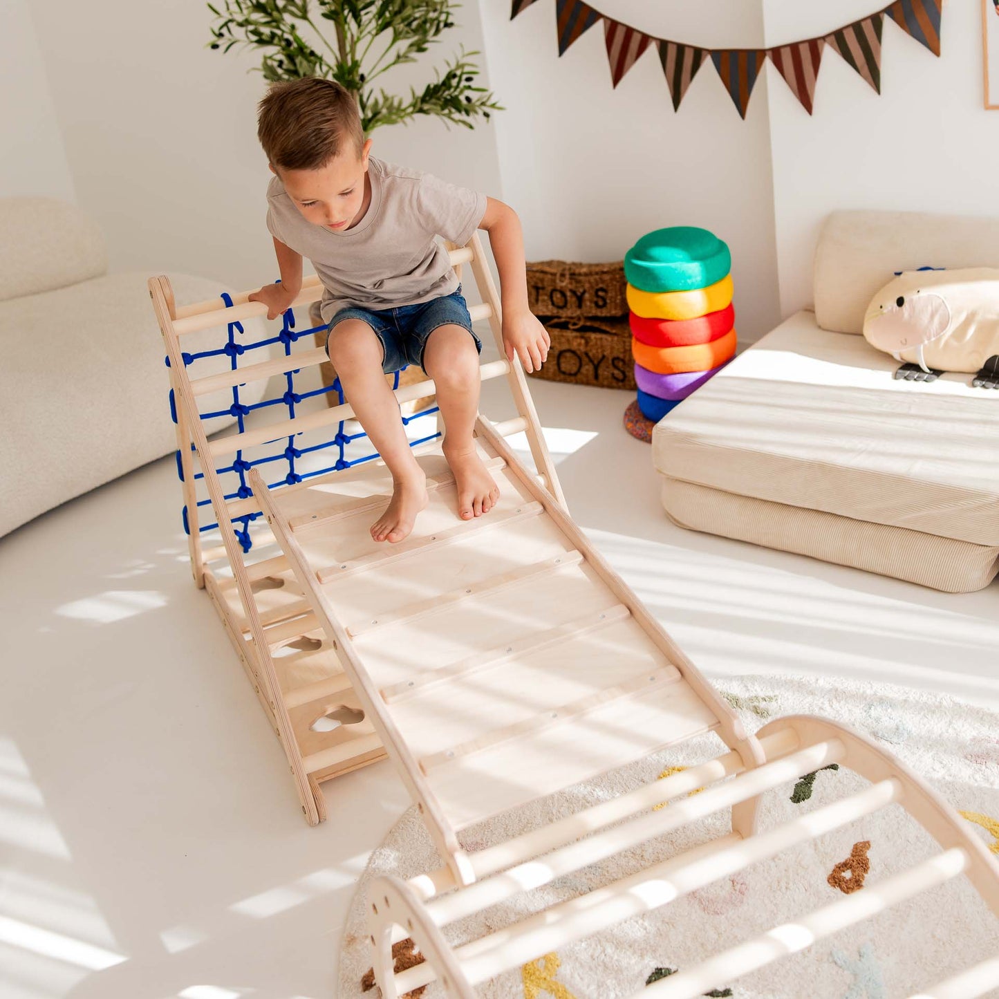 Lion climbing set - climbing triangle, chicken ladder & arch