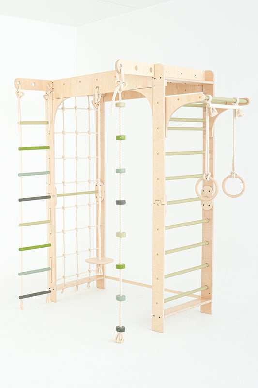 Kletterwand Klimby "Gipfelstürmer" - Indoor Spielplatz für kleine Abenteurer und Bergsteiger.