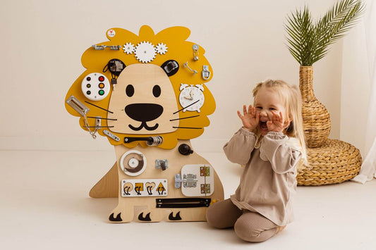 Motorikbrett / Motorikwand Leo Löwe