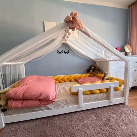 Hausbett NIKA für Kinder mit Rausfallschutz, versch. Maße & Farben