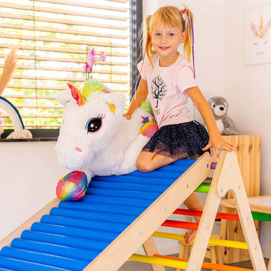 Rollenrutsche für Kinder aus Holz mit beweglichen Rollen