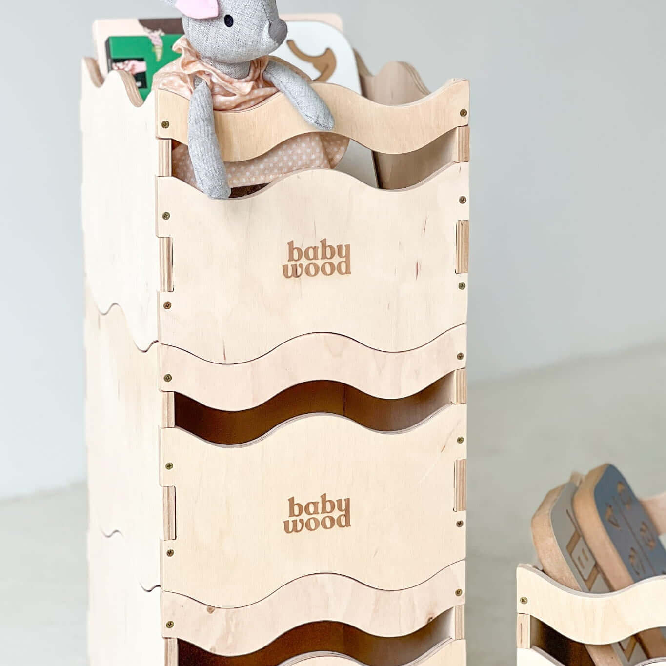 Wooden book and toy shelf "WAVE", various sizes
