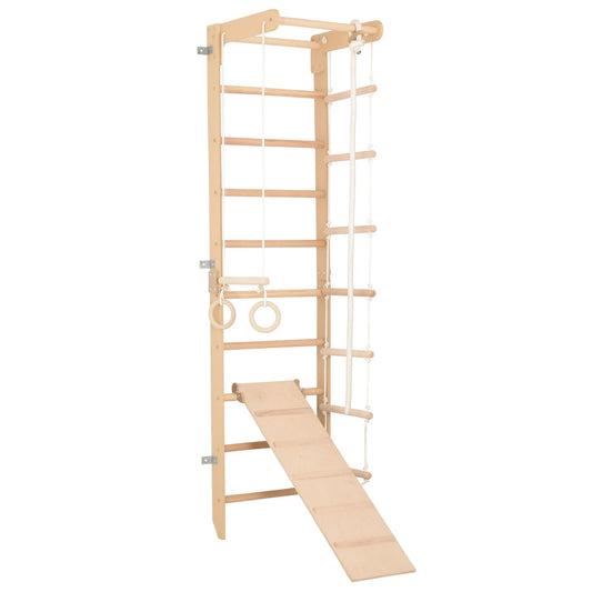 Sport Kletterwand in Natur mit Rutsche für Kinder und Jugendliche