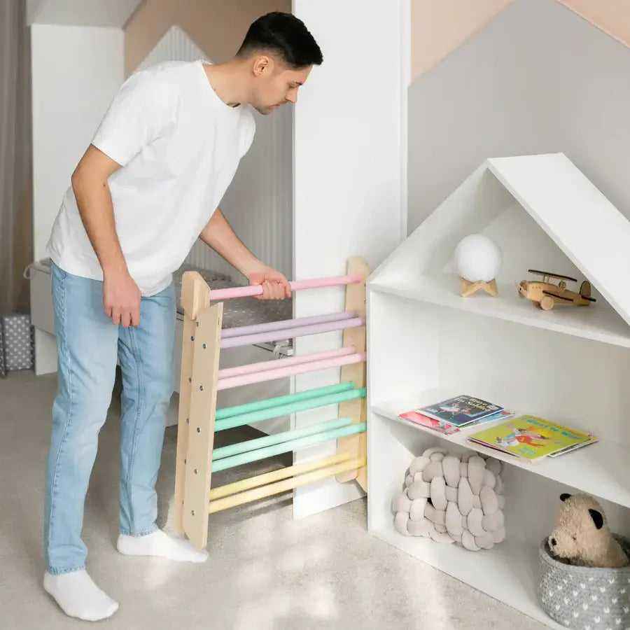 Pikler klimdriehoek kleurrijk