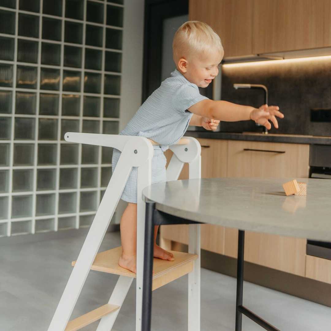 Faltbarer Montessori Lernturm, versch. Farben