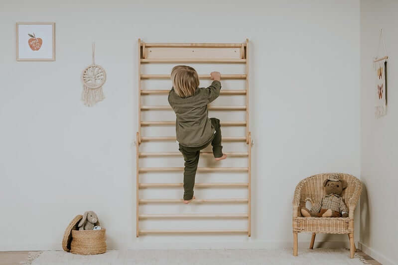 Pikler Kletterdreieck mit Sprossenwand