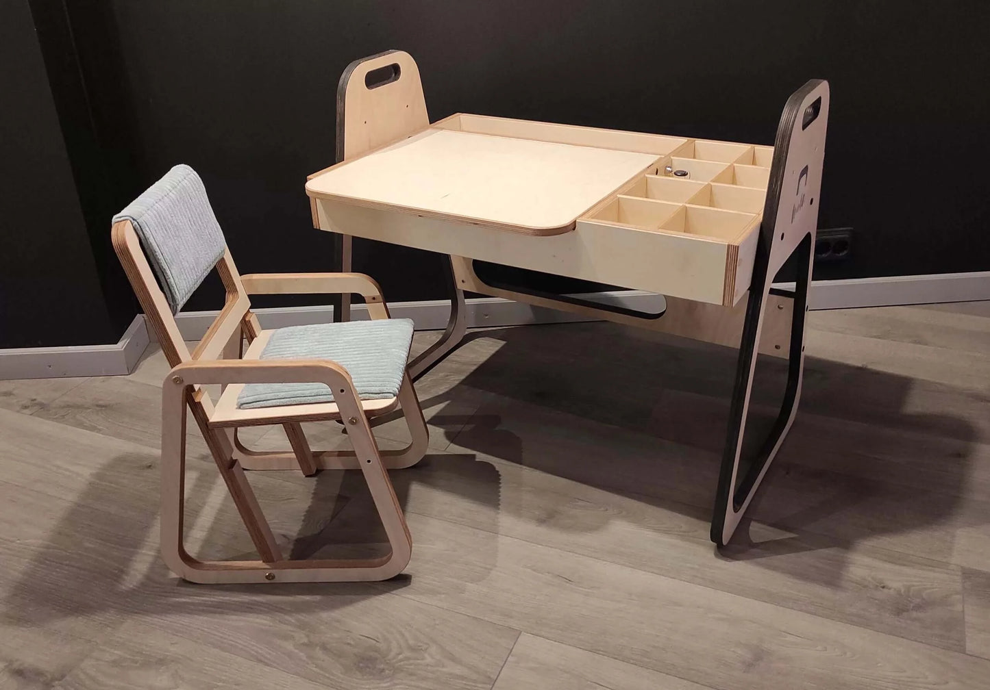 Set schrijf- en tekentafel met stoel "Leni"