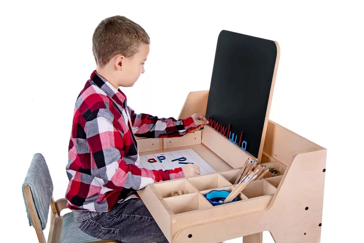 Set schrijf- en tekentafel met stoel "Ina"