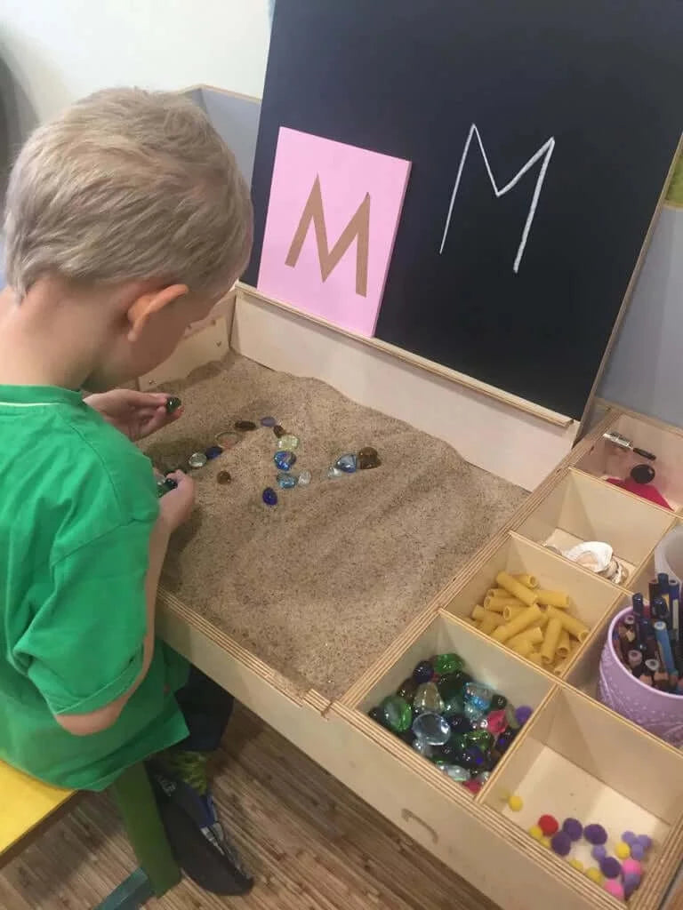 Set schrijf- en tekentafel met stoel "Ina"