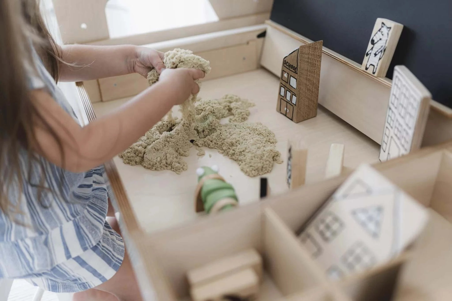 Montessori schrijf- en tekentafel "Ina"