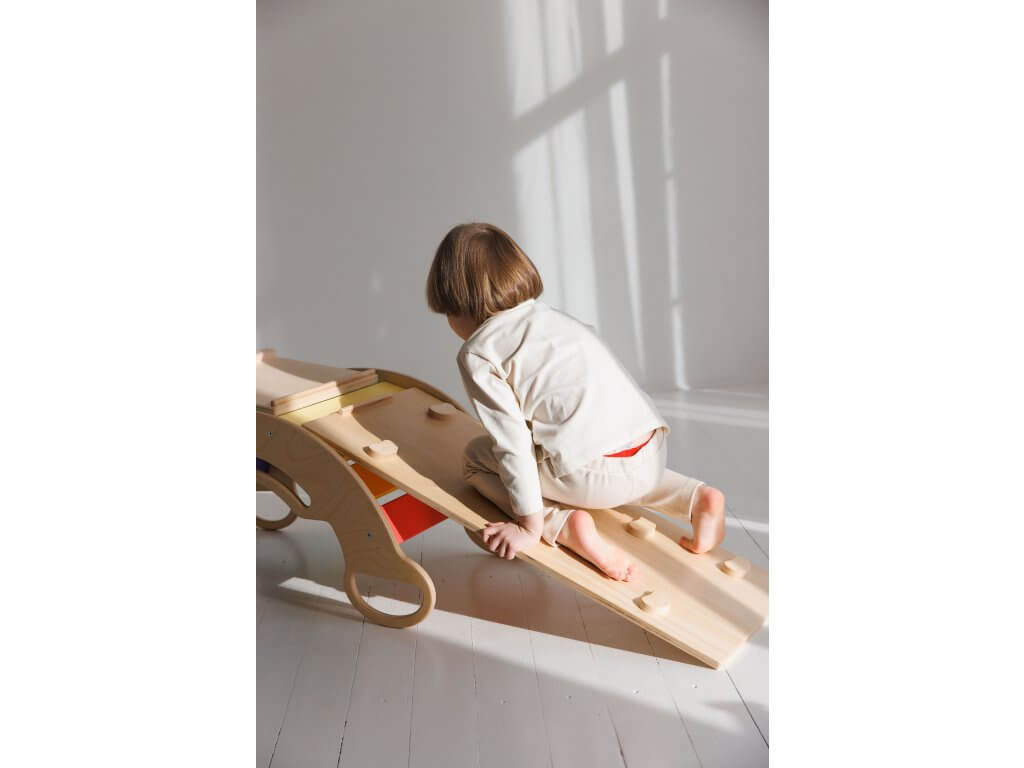 Montessori klimboog kleurrijk met glijbaan/ladder