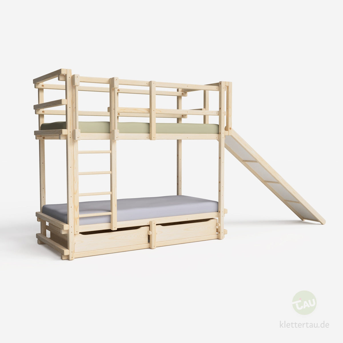 Etagenbett aus Holz mit Rutsche