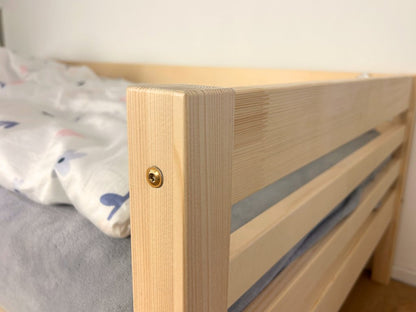 Kinderbett aus Holz "TULLY"