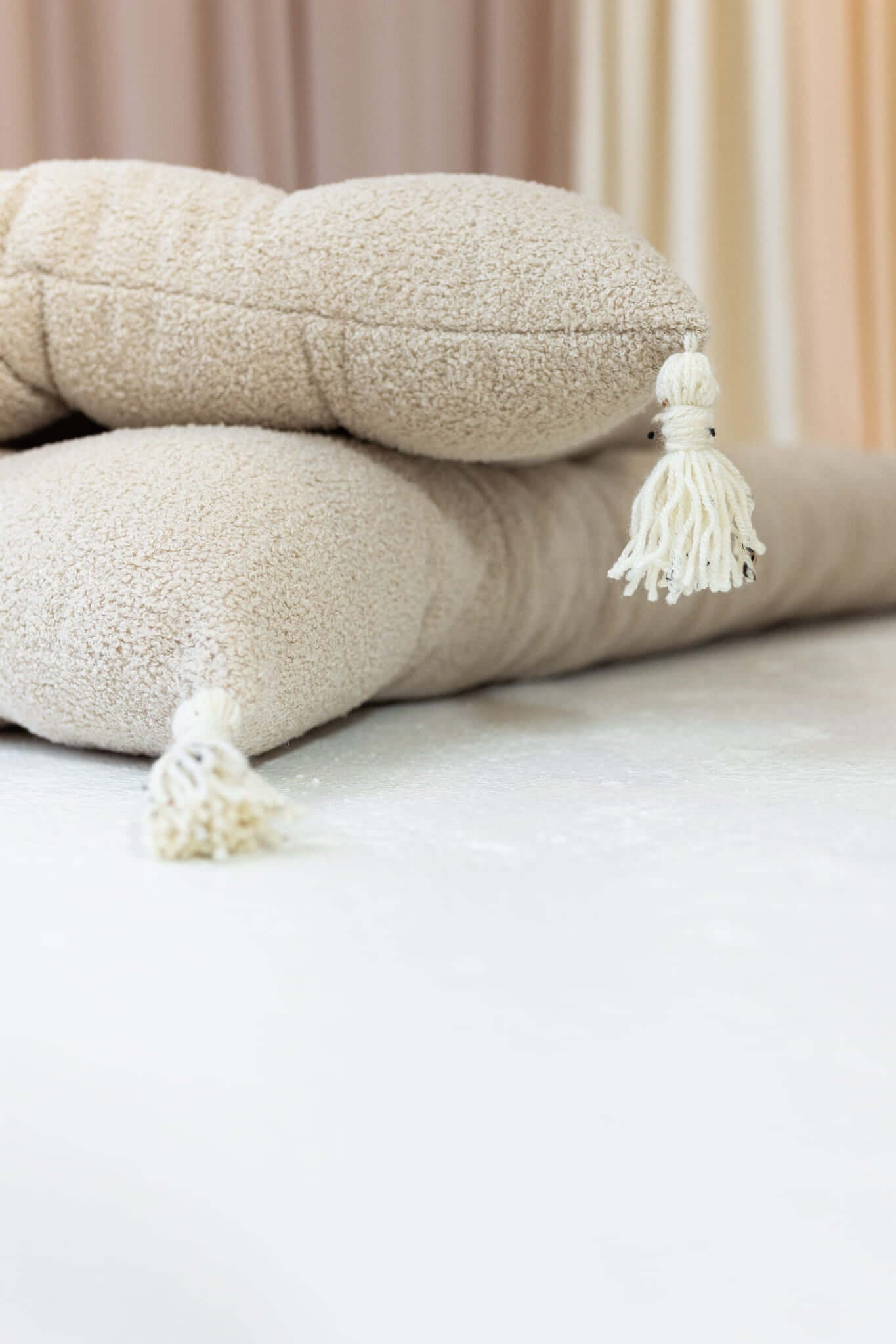 LIMITIERT Bouclé Kissen für Holzwippe, versch. Farben und Größen