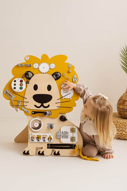 Motorikbrett / Motorikwand Leo Löwe