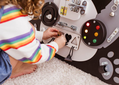 Motorikbrett / Motorikwand Paula Panda