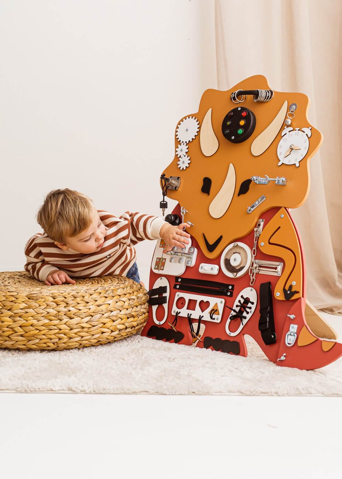 Motorikbrett / Motorikwand Tilda Trizeratops