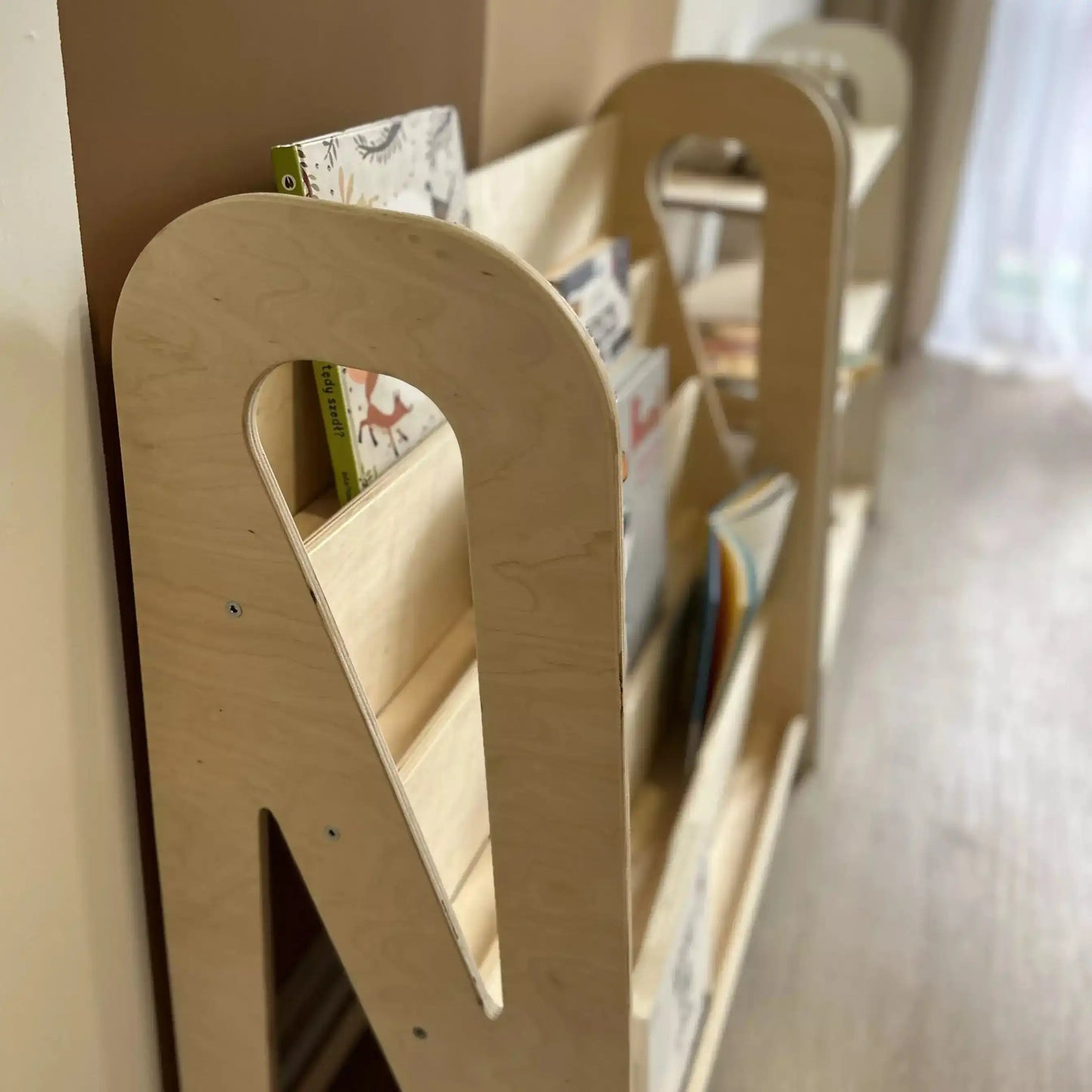 Bücherregal für Kinder, versch. Größen & Farben